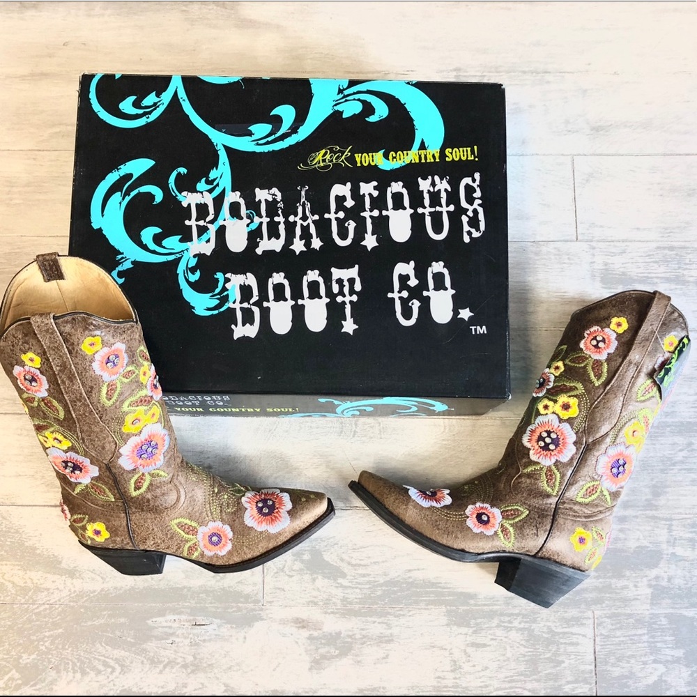 BODACIOUS BOOT CO. “Blossom” steel toe boots